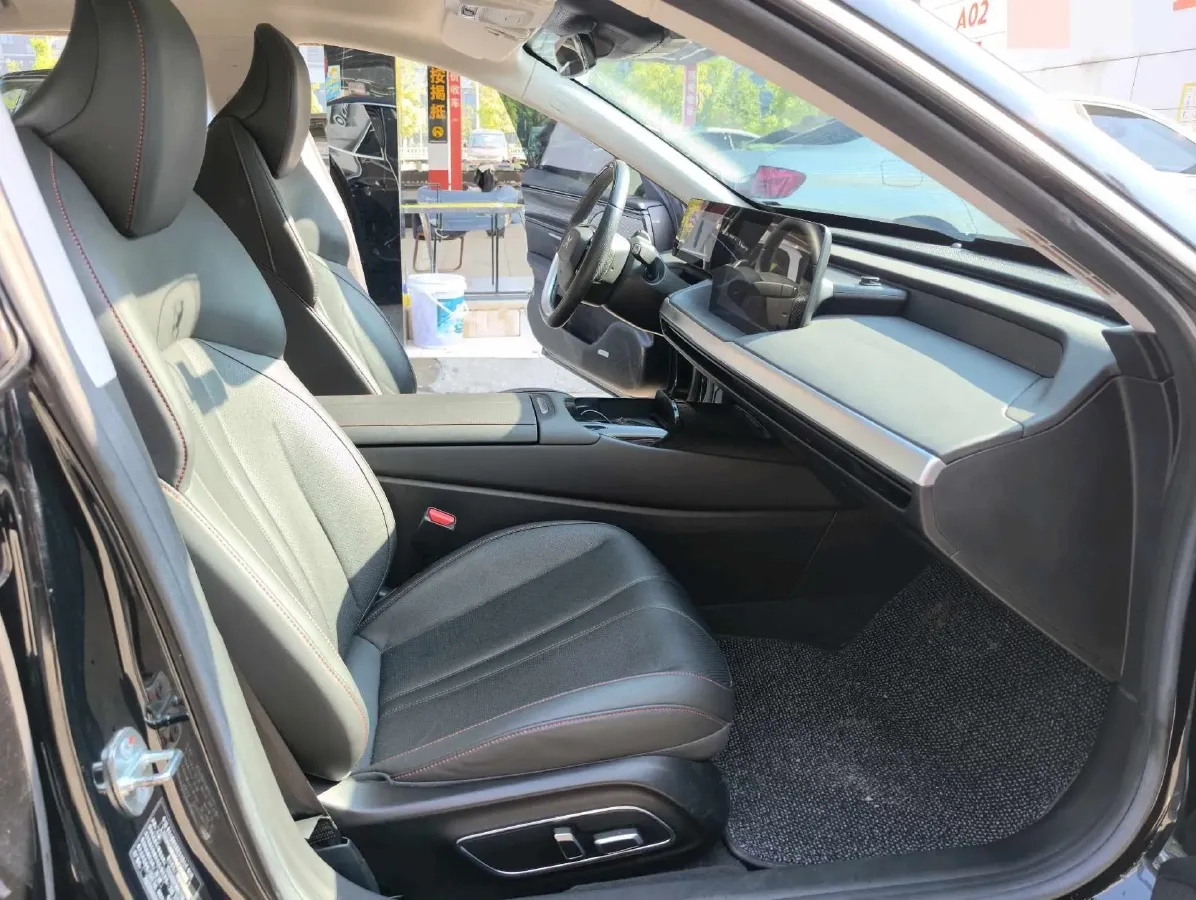 2022 Xpeng P7 BEV 83.1KWH,autocango,china used car exporter,china ev exporter,chinese used car exporter,chinese used ev exporter