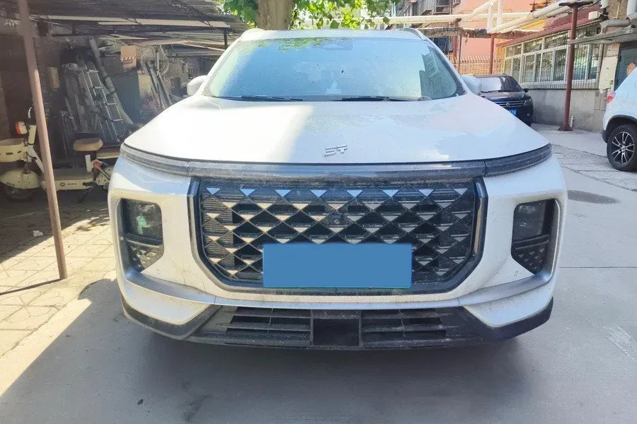 2024 Dongfeng RuiQi6 pro 2.3T 163HP L4 8AT,autocango,china used car exporter,china ev exporter,chinese used car exporter,chinese used ev exporter