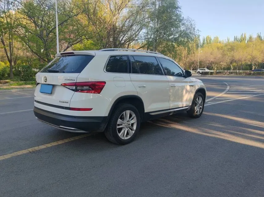 2018 Skoda Kodiak 2.0T 186HP L4 7DCT,autocango,china used car exporter,china ev exporter,chinese used car exporter,chinese used ev exporter