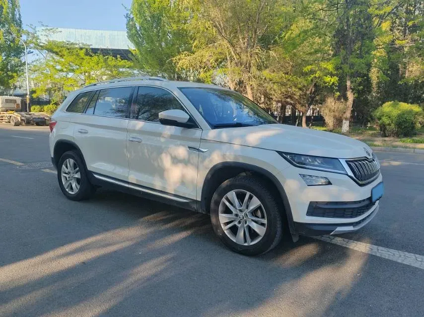 2018 Skoda Kodiak 2.0T 186HP L4 7DCT,autocango,china used car exporter,china ev exporter,chinese used car exporter,chinese used ev exporter