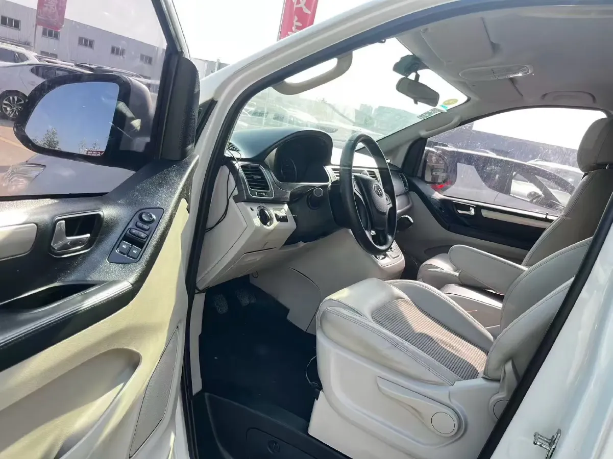 2016 MAXUS G10 2.4L 143HP L4 5MT,autocango,china used car exporter,china ev exporter,chinese used car exporter,chinese used ev exporter