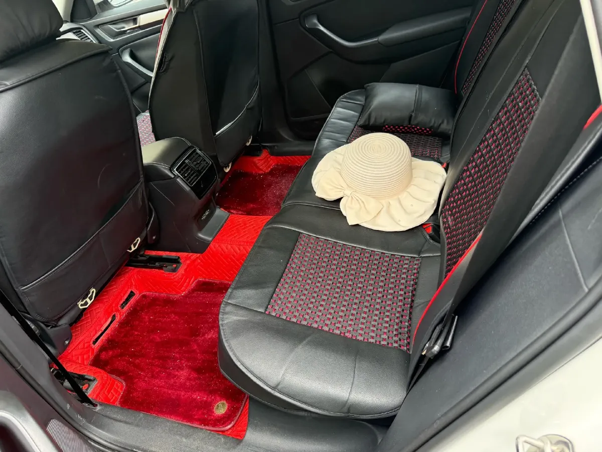 2019 Buick EnvisionPlus 1.5T 169HP L4 7DCT,autocango,china used car exporter,china ev exporter,chinese used car exporter,chinese used ev exporter
