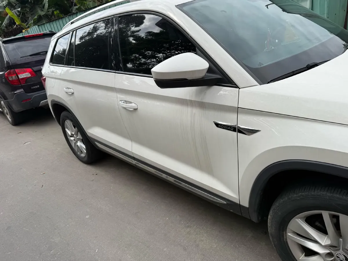 2019 Buick EnvisionPlus 1.5T 169HP L4 7DCT,autocango,china used car exporter,china ev exporter,chinese used car exporter,chinese used ev exporter
