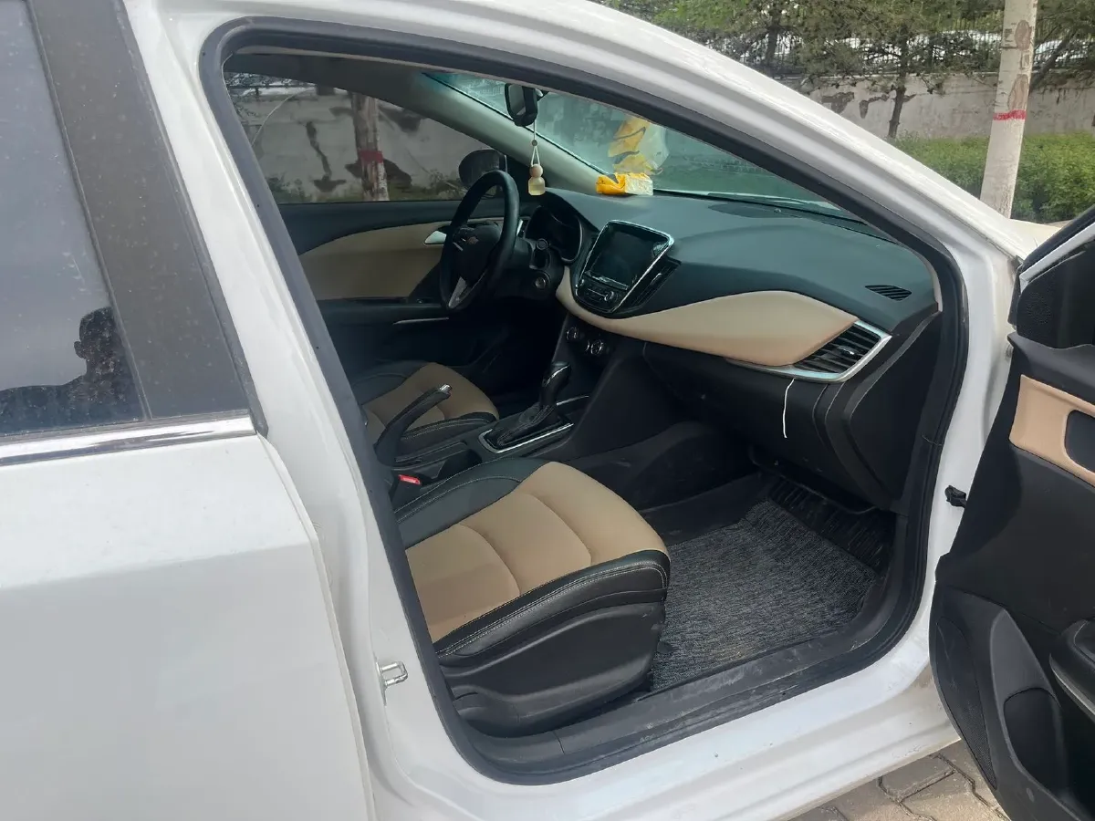 2020 Chevrolet Monza 1.5L 113HP L4 6AT,autocango,china used car exporter,china ev exporter,chinese used car exporter,chinese used ev exporter
