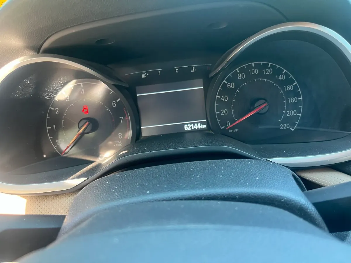 2020 Chevrolet Monza 1.5L 113HP L4 6AT,autocango,china used car exporter,china ev exporter,chinese used car exporter,chinese used ev exporter