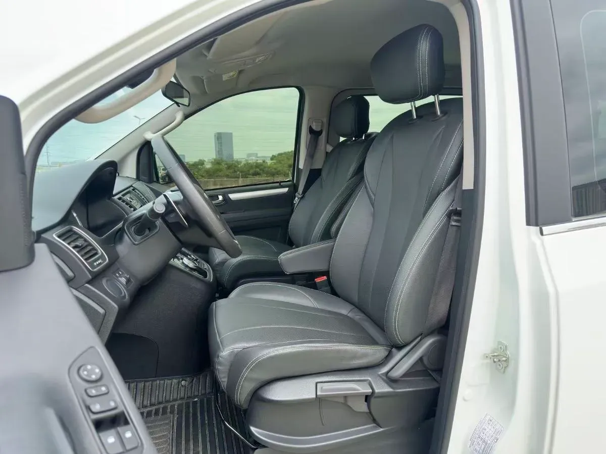2023 MAXUS G20 2.0T 261HP L4 8AT,autocango,china used car exporter,china ev exporter,chinese used car exporter,chinese used ev exporter