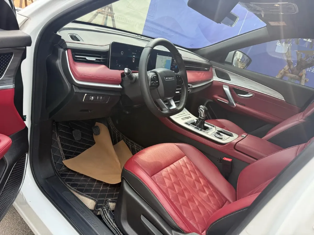 2023 Jetour X70 Plus 1.5T 156HP L4 6MT,autocango,china used car exporter,china ev exporter,chinese used car exporter,chinese used ev exporter