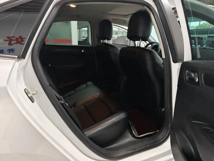 2018 Citroen C4 C-Quatre 1.6L 117HP L4 6AT,autocango,china used car exporter,china ev exporter,chinese used car exporter,chinese used ev exporter
