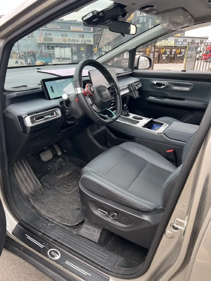 2023 MAXUS Interstellar 2.0T 143HP L4 6AT,autocango,china used car exporter,china ev exporter,chinese used car exporter,chinese used ev exporter