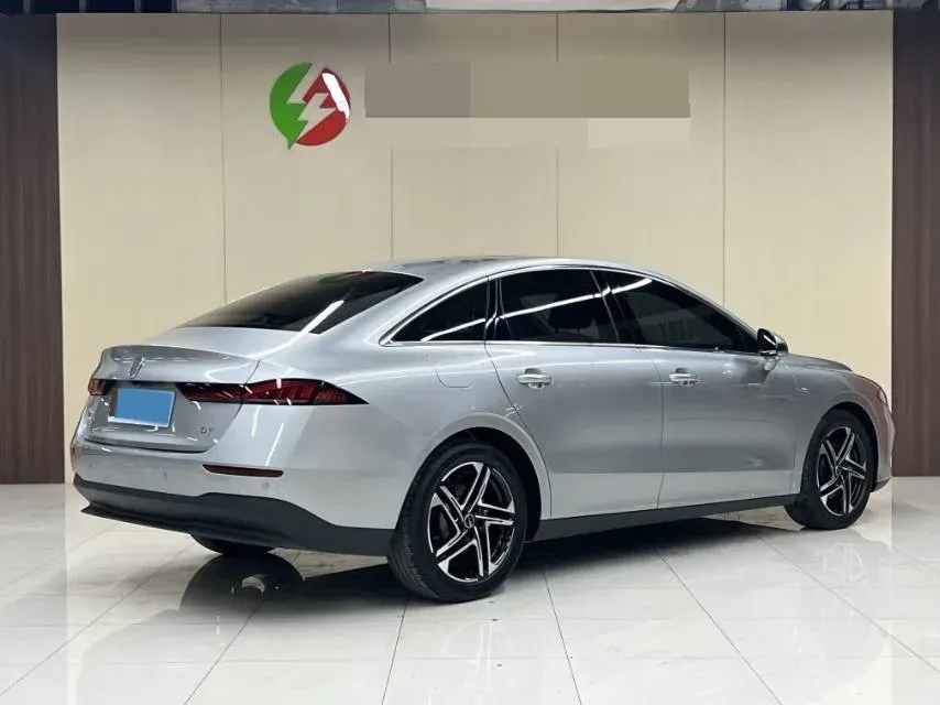 2023 Roewe D7 1.5L 112HP L4 1DHT PHEV 21.4KWH,autocango,china used car exporter,china ev exporter,chinese used car exporter,chinese used ev exporter