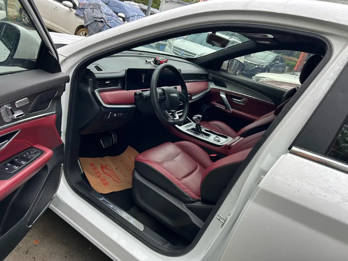 2021 Jetour X70 Plus 1.5T 156HP L4 6DCT,autocango,china used car exporter,china ev exporter,chinese used car exporter,chinese used ev exporter