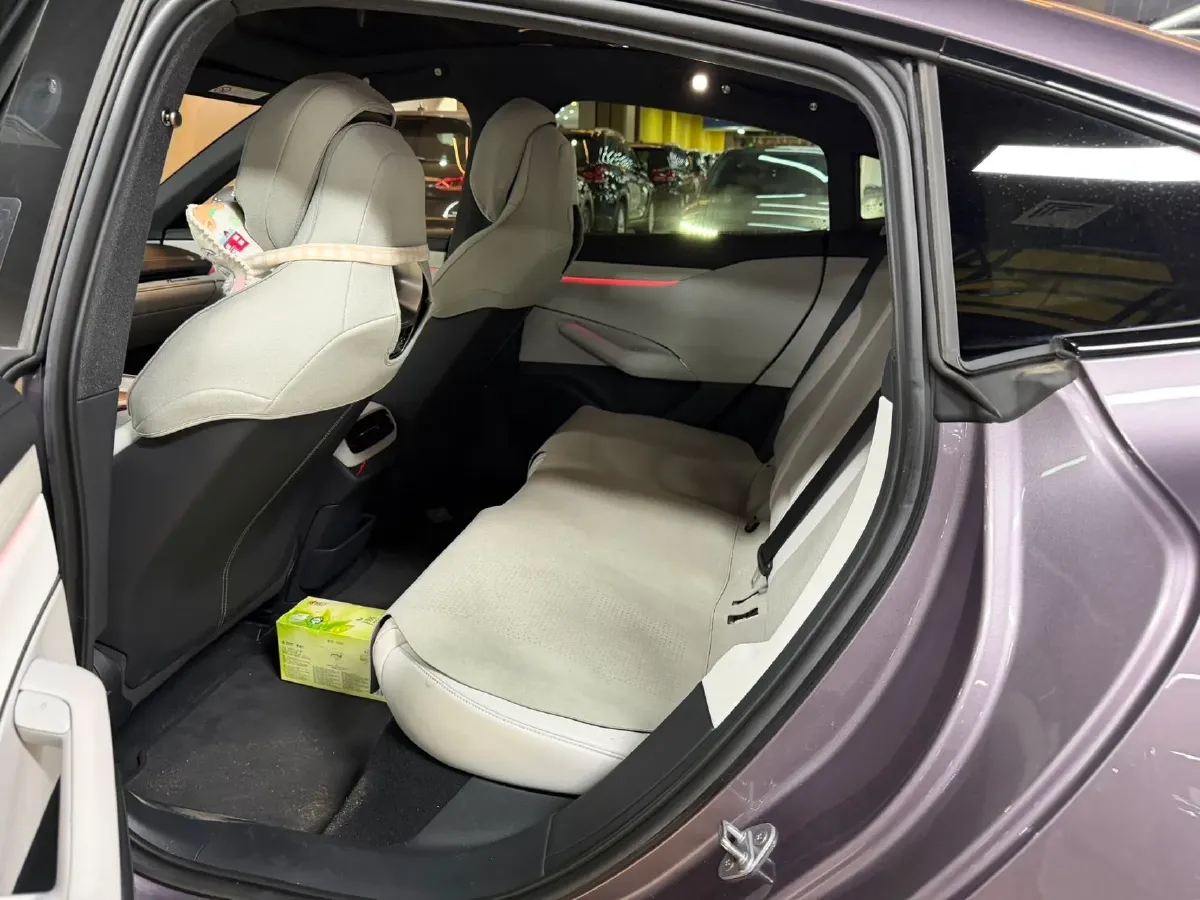 2024 MI SU7 BEV 73.6KWH,autocango,china used car exporter,china ev exporter,chinese used car exporter,chinese used ev exporter