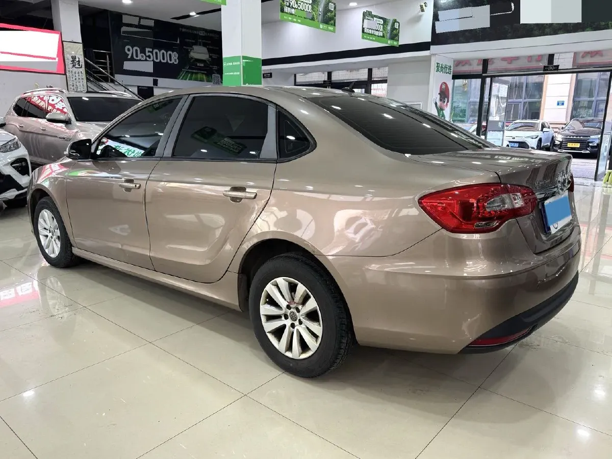 2017 Brilliance Auto H530 1.6L 118HP L4 5AT,autocango,china used car exporter,china ev exporter,chinese used car exporter,chinese used ev exporter
