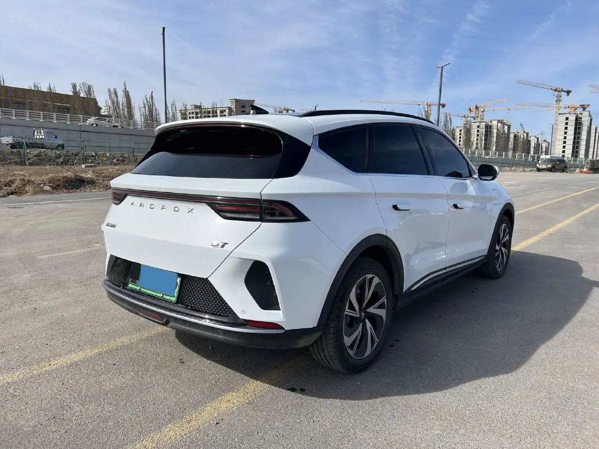 2022 ARCFOX αT BEV 65.6KWH,autocango,china used car exporter,china ev exporter,chinese used car exporter,chinese used ev exporter