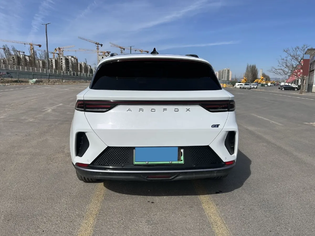 2022 ARCFOX αT BEV 65.6KWH,autocango,china used car exporter,china ev exporter,chinese used car exporter,chinese used ev exporter