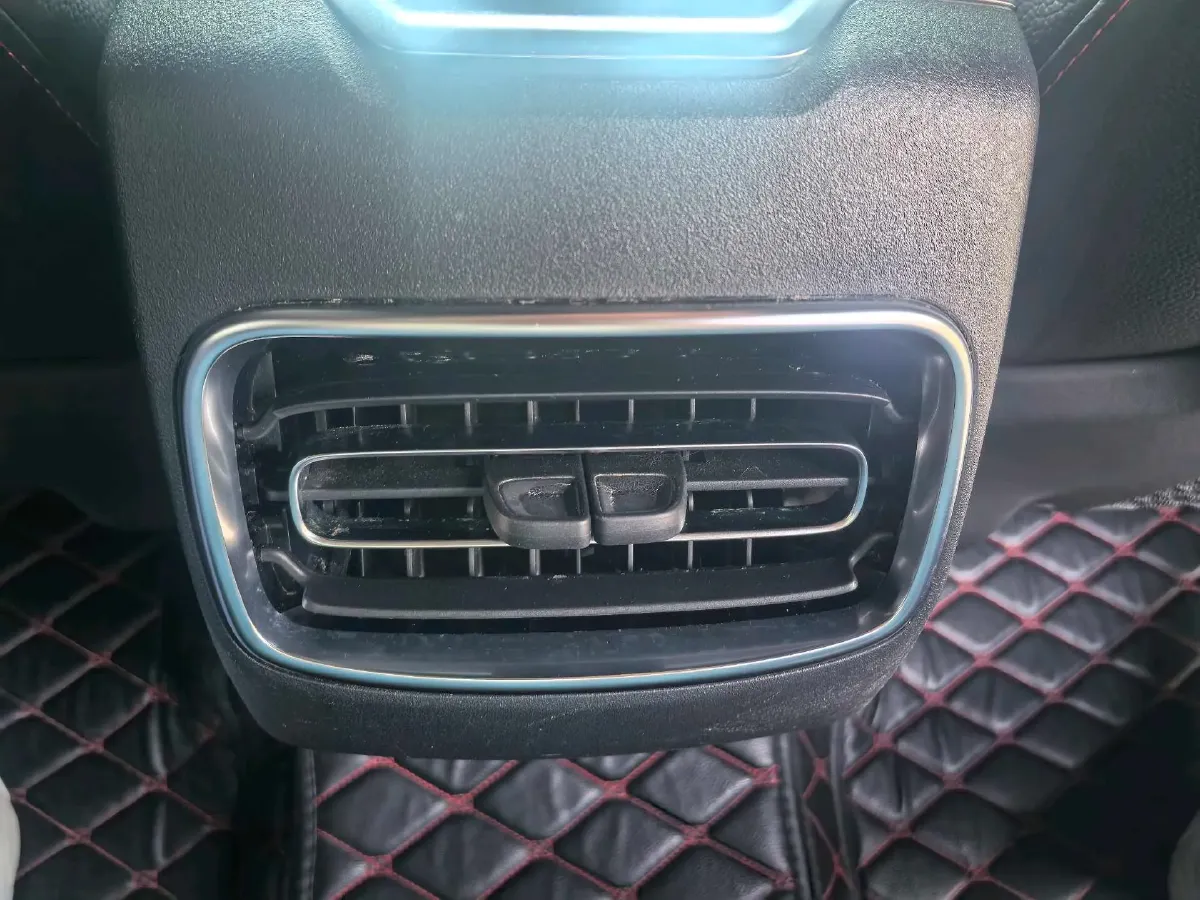2019 LYNK&CO 01 2.0T 190HP L4 6AT,autocango,china used car exporter,china ev exporter,chinese used car exporter,chinese used ev exporter