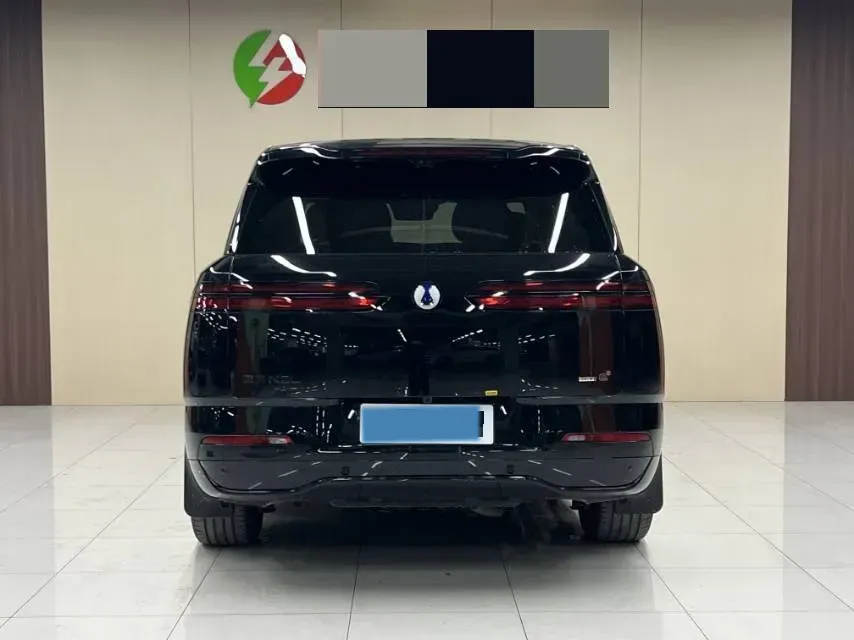 2025 Denza DenzaN8L 2.0T 207HP L4 E-CVT PHEV,autocango,china used car exporter,china ev exporter,chinese used car exporter,chinese used ev exporter