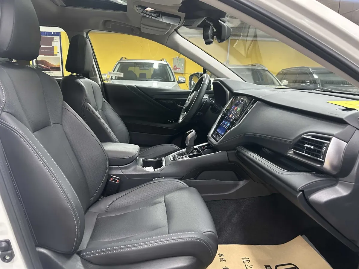 2024 Subaru Outback 2.5L 169HP H4 CVT,autocango,china used car exporter,china ev exporter,chinese used car exporter,chinese used ev exporter