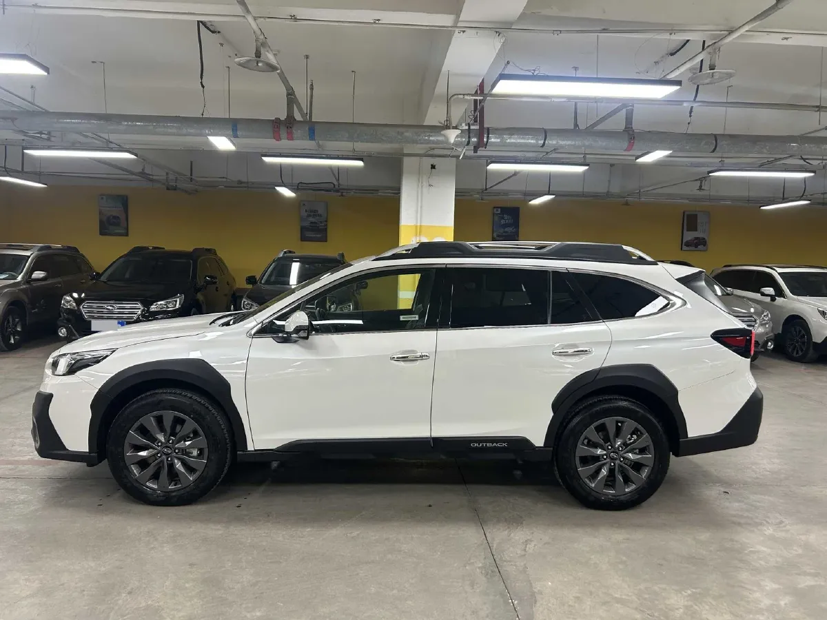 2024 Subaru Outback 2.5L 169HP H4 CVT,autocango,china used car exporter,china ev exporter,chinese used car exporter,chinese used ev exporter