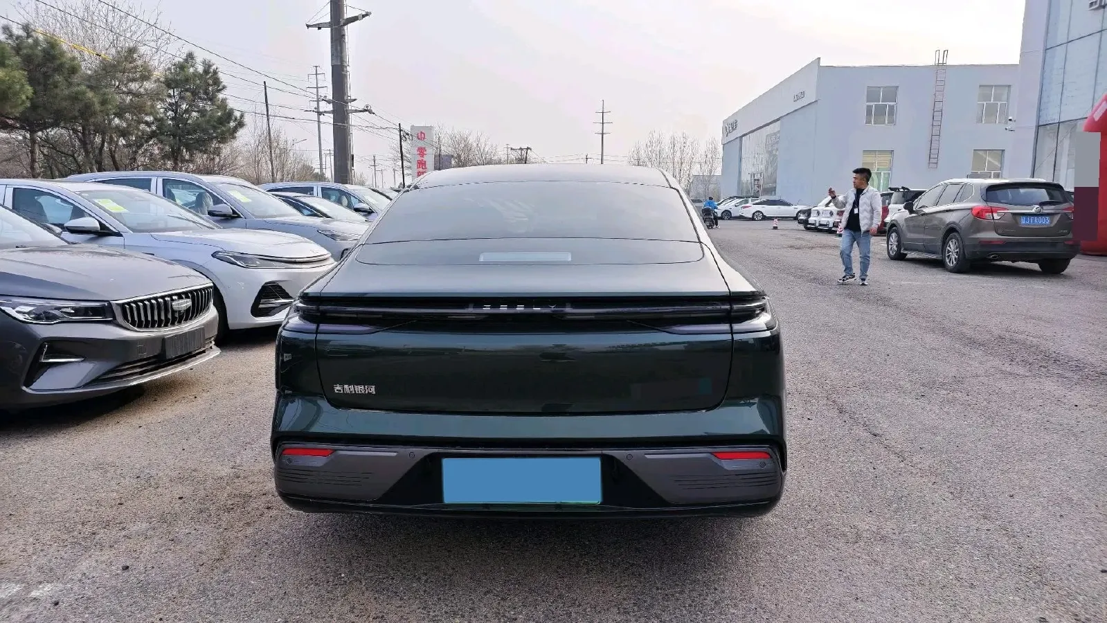 2025 Geely Galaxy Starshine 8 1.5L 112HP L4 1DHT PHEV,autocango,china used car exporter,china ev exporter,chinese used car exporter,chinese used ev exporter