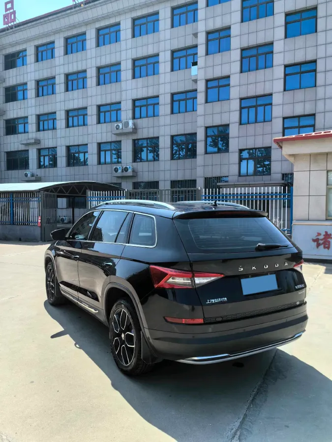 2019 Chevrolet Equinox 2.0T 260HP L4 9AT,autocango,china used car exporter,china ev exporter,chinese used car exporter,chinese used ev exporter