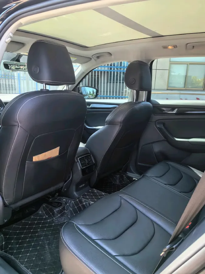 2019 Chevrolet Equinox 2.0T 260HP L4 9AT,autocango,china used car exporter,china ev exporter,chinese used car exporter,chinese used ev exporter