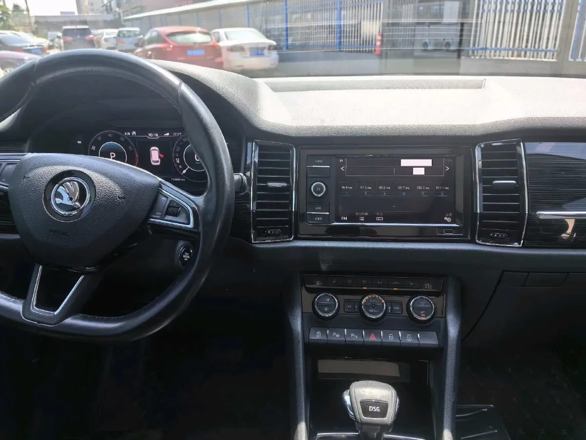 2019 Chevrolet Equinox 2.0T 260HP L4 9AT,autocango,china used car exporter,china ev exporter,chinese used car exporter,chinese used ev exporter