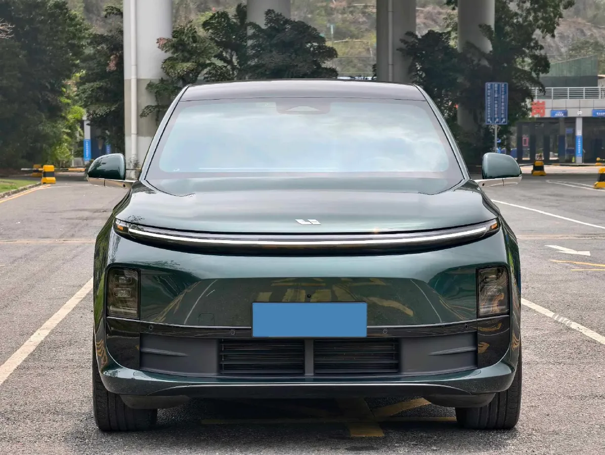 2024 Li L6 Range Extended 154HP L4 REEV 36.8KWH,autocango,china used car exporter,china ev exporter,chinese used car exporter,chinese used ev exporter