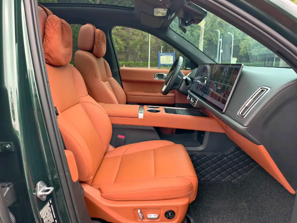 2024 Li L6 Range Extended 154HP L4 REEV 36.8KWH,autocango,china used car exporter,china ev exporter,chinese used car exporter,chinese used ev exporter