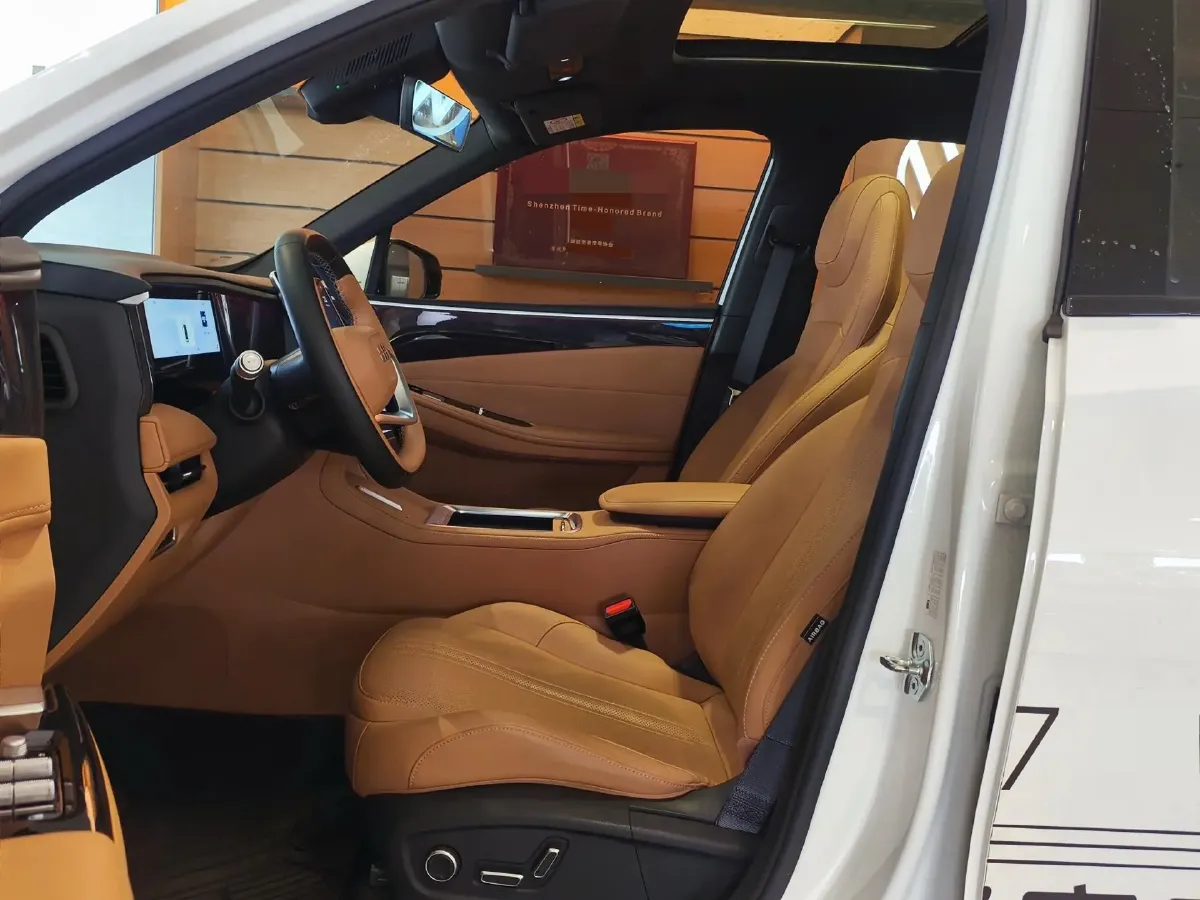 2025 Geely Galaxy L7 1.5L 112HP L4 1DHT PHEV 18.4KWH,autocango,china used car exporter,china ev exporter,chinese used car exporter,chinese used ev exporter