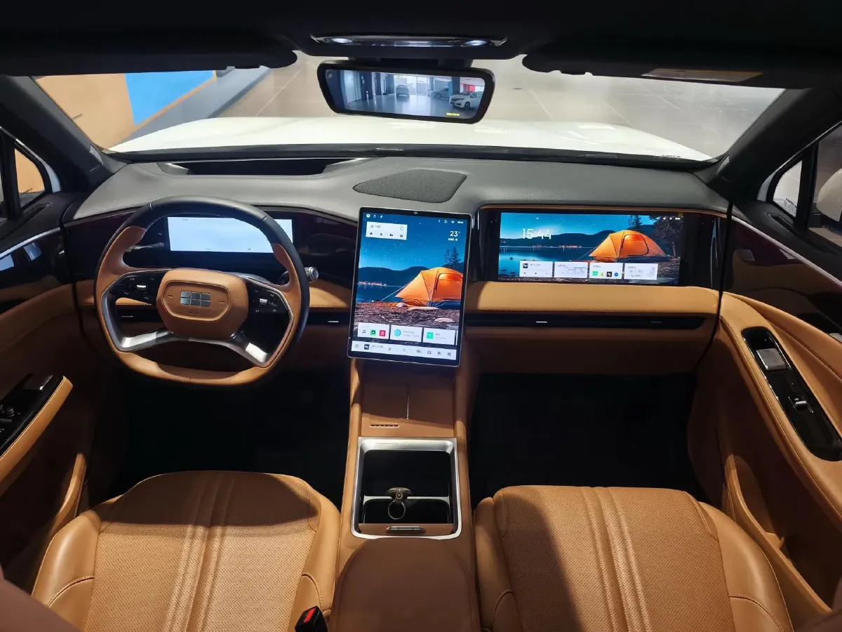 2025 Geely Galaxy L7 1.5L 112HP L4 1DHT PHEV 18.4KWH,autocango,china used car exporter,china ev exporter,chinese used car exporter,chinese used ev exporter