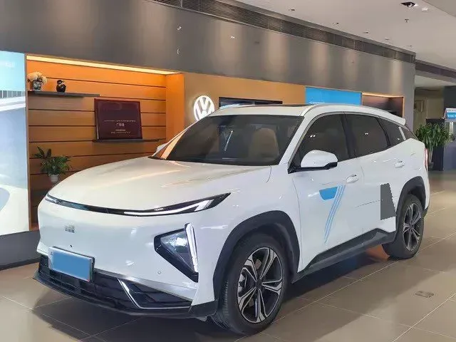 2025 Geely Galaxy L7 1.5L 112HP L4 1DHT PHEV 18.4KWH,autocango,china used car exporter,china ev exporter,chinese used car exporter,chinese used ev exporter