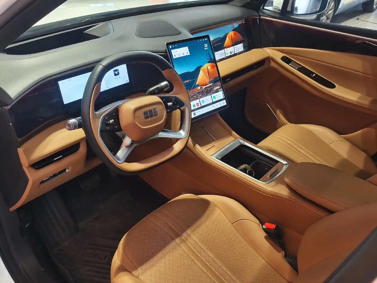 2025 Geely Galaxy L7 1.5L 112HP L4 1DHT PHEV 18.4KWH,autocango,china used car exporter,china ev exporter,chinese used car exporter,chinese used ev exporter