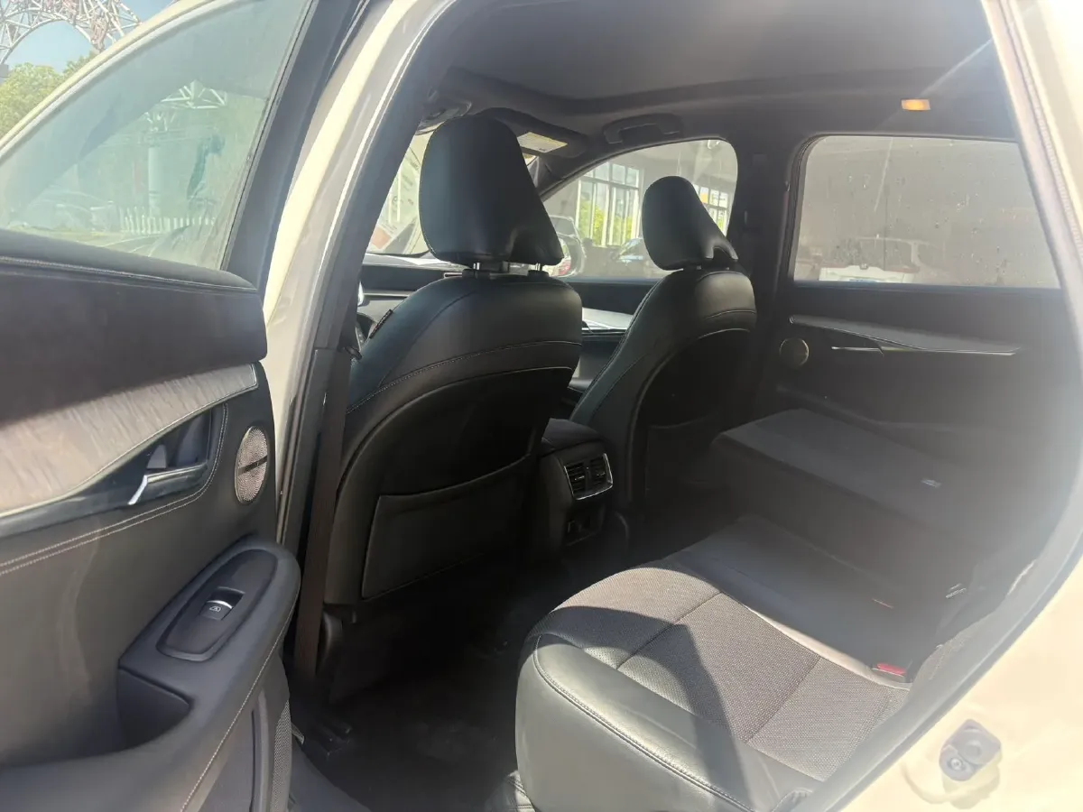 2018 BMW 2 Series 3.0T 340HP L6 8AT,autocango,china used car exporter,china ev exporter,chinese used car exporter,chinese used ev exporter