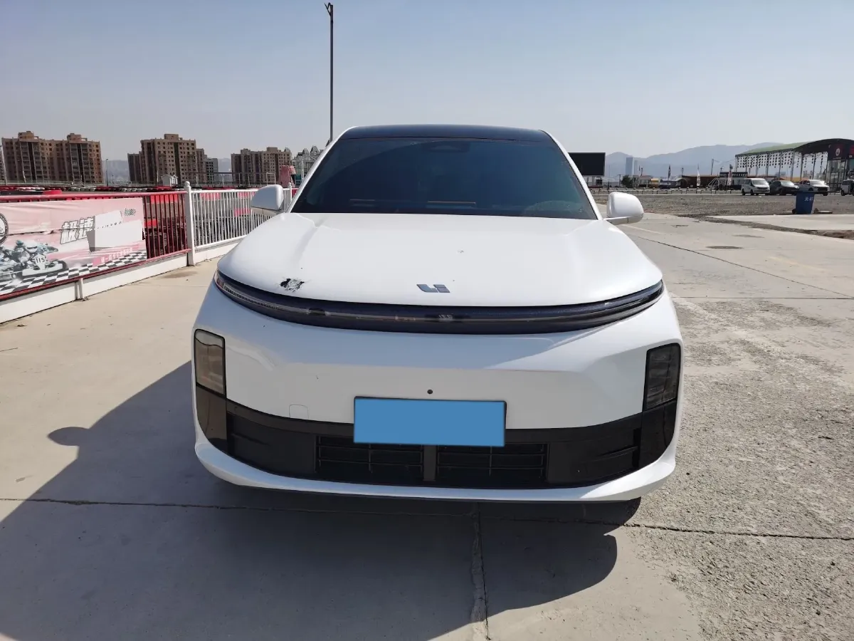 2024 Li L6 Range Extended 154HP L4 REEV 36.8KWH,autocango,china used car exporter,china ev exporter,chinese used car exporter,chinese used ev exporter