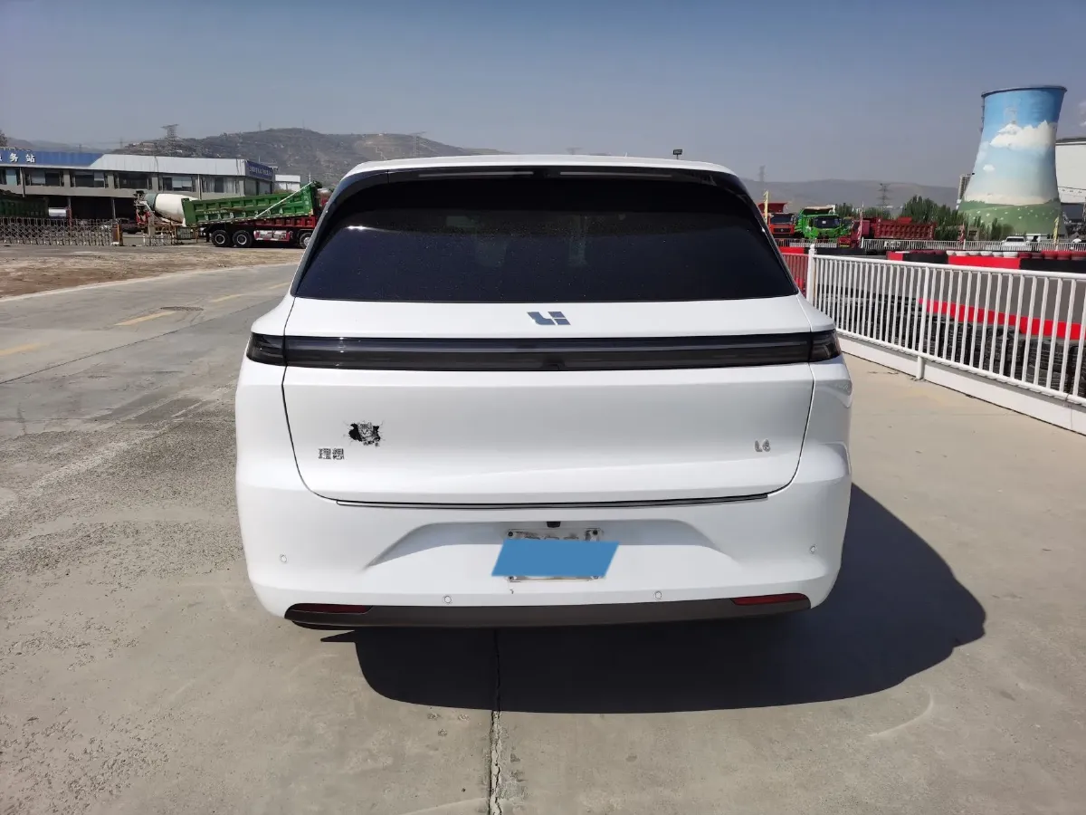 2024 Li L6 Range Extended 154HP L4 REEV 36.8KWH,autocango,china used car exporter,china ev exporter,chinese used car exporter,chinese used ev exporter