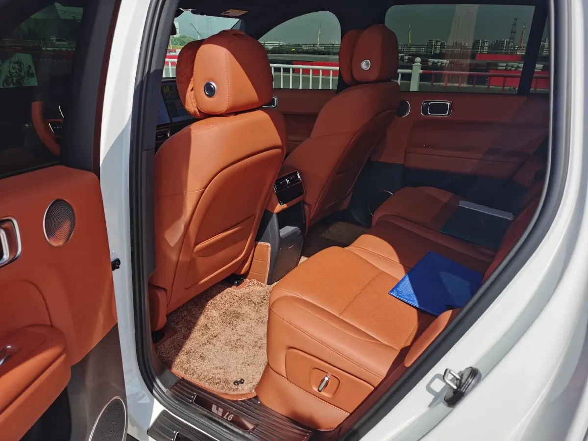 2024 Li L6 Range Extended 154HP L4 REEV 36.8KWH,autocango,china used car exporter,china ev exporter,chinese used car exporter,chinese used ev exporter
