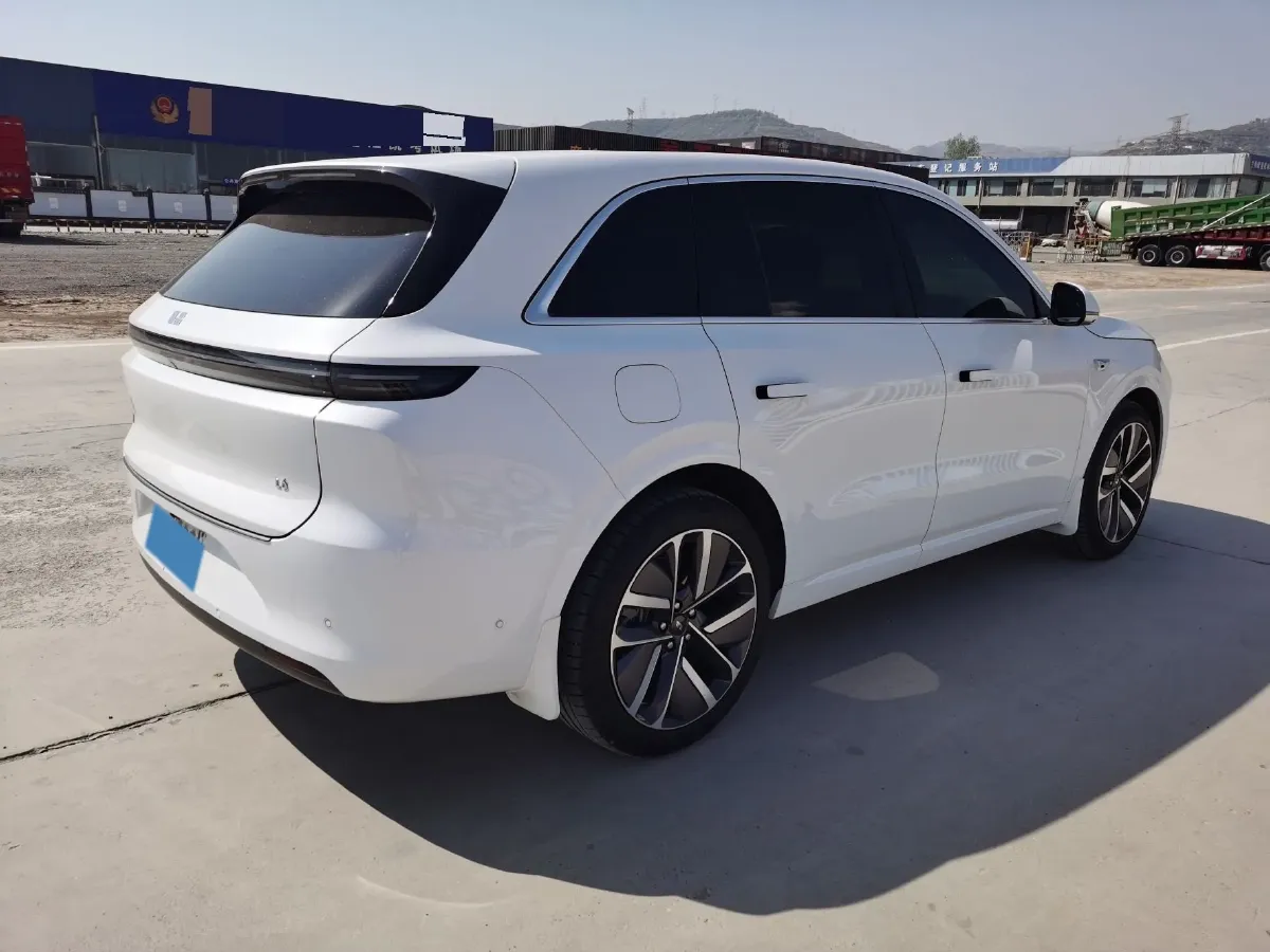 2024 Li L6 Range Extended 154HP L4 REEV 36.8KWH,autocango,china used car exporter,china ev exporter,chinese used car exporter,chinese used ev exporter