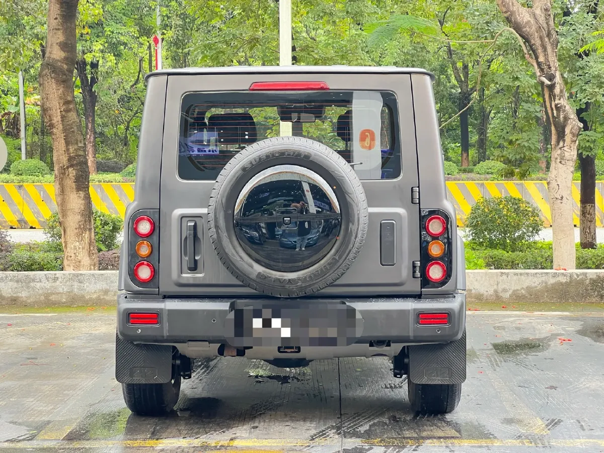 2024 212 212 T01 2.0T 252HP L4 8AT,autocango,china used car exporter,china ev exporter,chinese used car exporter,chinese used ev exporter