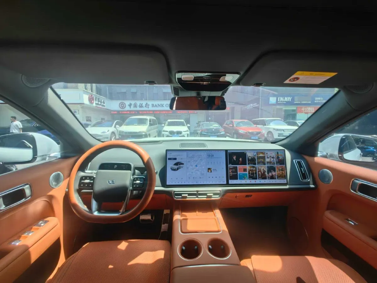2025 Li L7 Range Extended 154HP REEV,autocango,china used car exporter,china ev exporter,chinese used car exporter,chinese used ev exporter