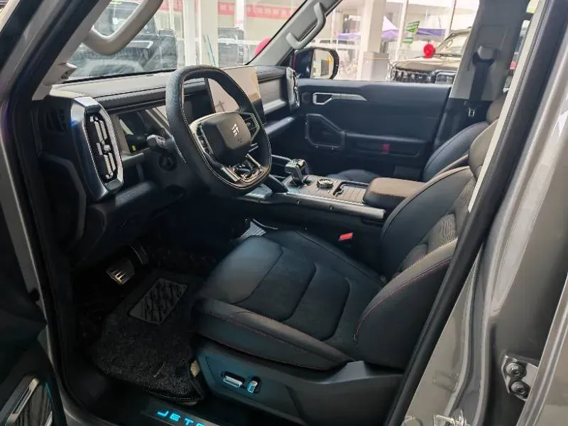 2025 Jetour Traveller 2.0T 254HP L4 8AT,autocango,china used car exporter,china ev exporter,chinese used car exporter,chinese used ev exporter