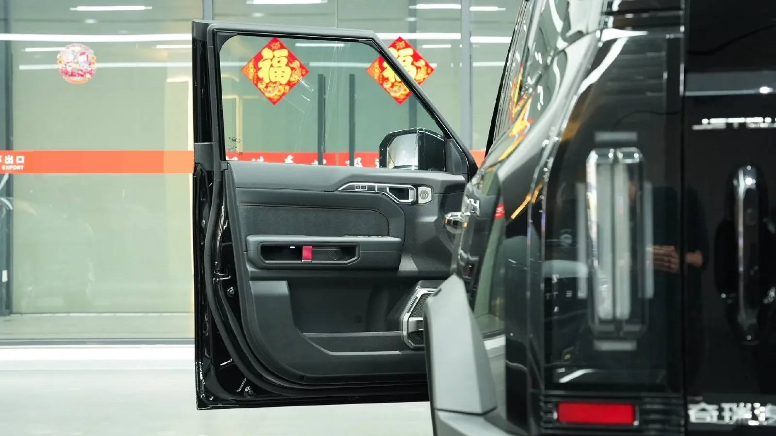 2025 Jetour Traveller 2.0T 254HP L4 8AT,autocango,china used car exporter,china ev exporter,chinese used car exporter,chinese used ev exporter