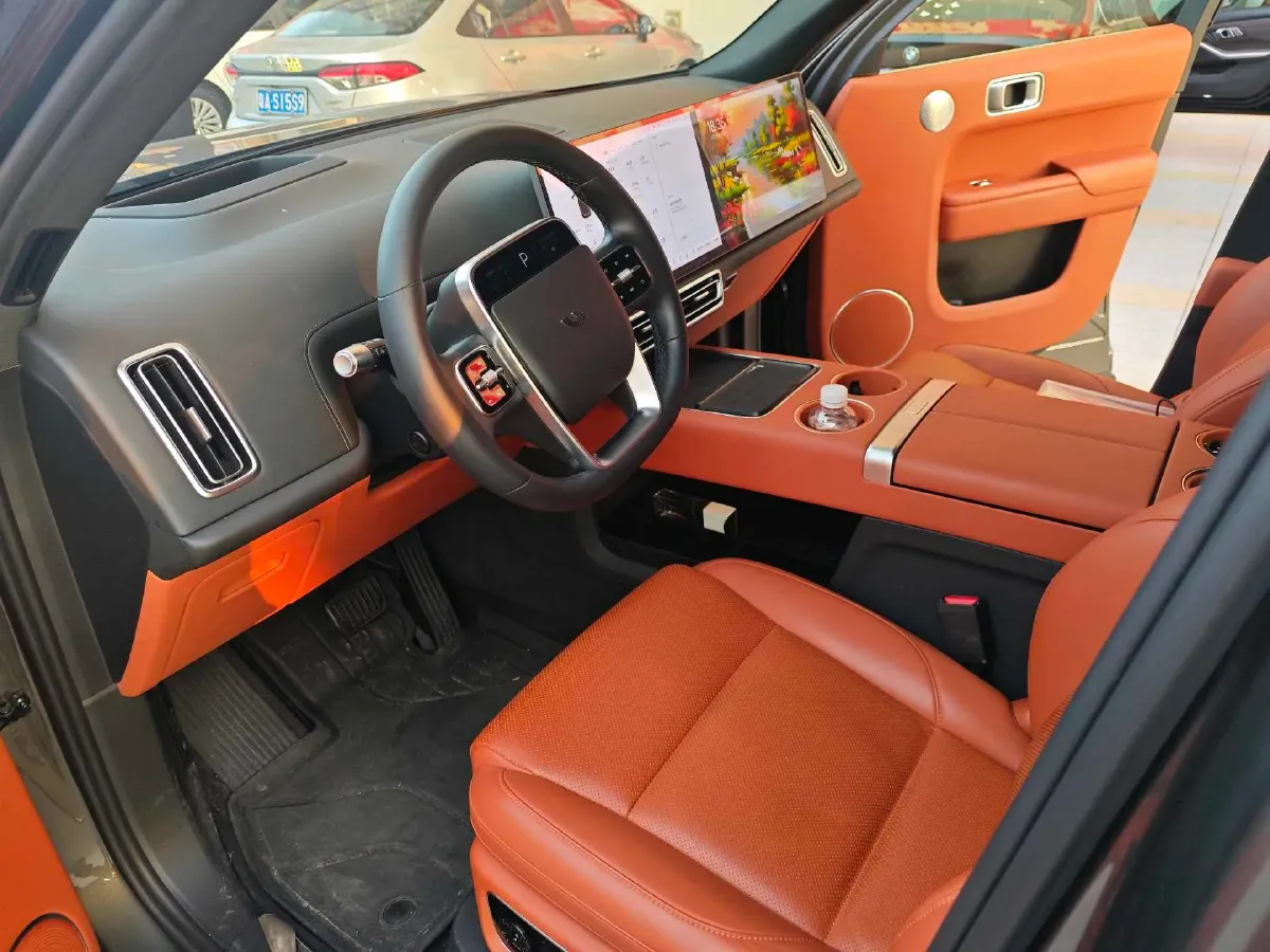 2023 Li L8 Range Extended 154HP REEV 40.9KWH,autocango,china used car exporter,china ev exporter,chinese used car exporter,chinese used ev exporter