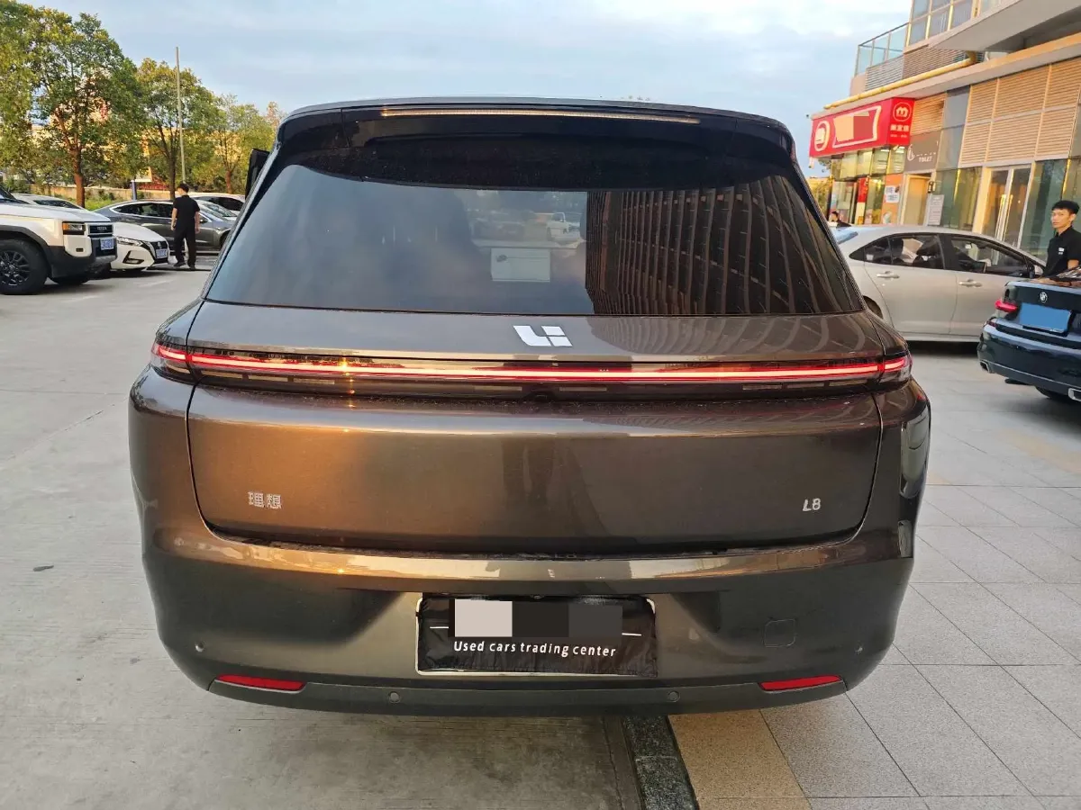 2023 Li L8 Range Extended 154HP REEV 40.9KWH,autocango,china used car exporter,china ev exporter,chinese used car exporter,chinese used ev exporter