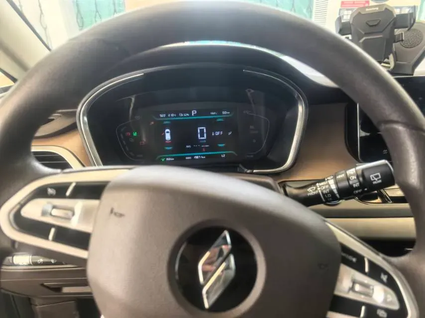 2025 Livan 8 BEV 68.03KWH,autocango,china used car exporter,china ev exporter,chinese used car exporter,chinese used ev exporter