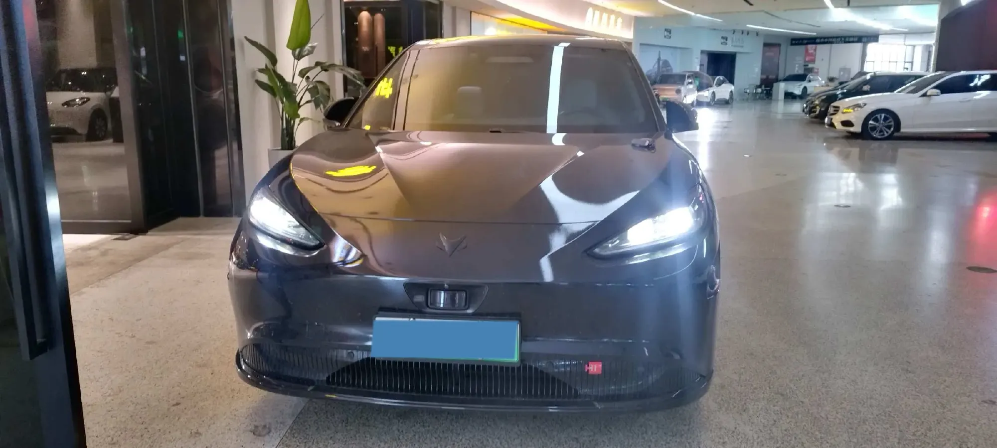 2024 ARCFOX αS BEV 74.5KWH,autocango,china used car exporter,china ev exporter,chinese used car exporter,chinese used ev exporter