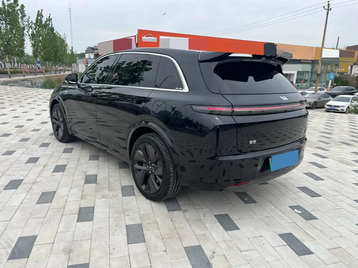 2023 Li L7 Range Extended 154HP REEV 40.9KWH,autocango,china used car exporter,china ev exporter,chinese used car exporter,chinese used ev exporter