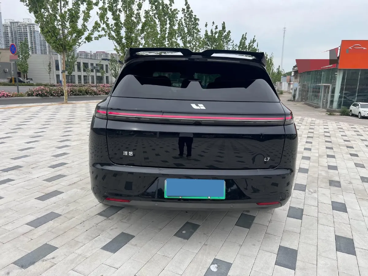 2023 Li L7 Range Extended 154HP REEV 40.9KWH,autocango,china used car exporter,china ev exporter,chinese used car exporter,chinese used ev exporter