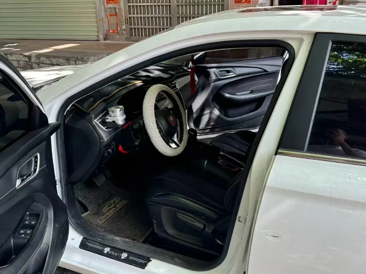 2020 Roewe i5 1.5L 120HP L4 CVT,autocango,china used car exporter,china ev exporter,chinese used car exporter,chinese used ev exporter