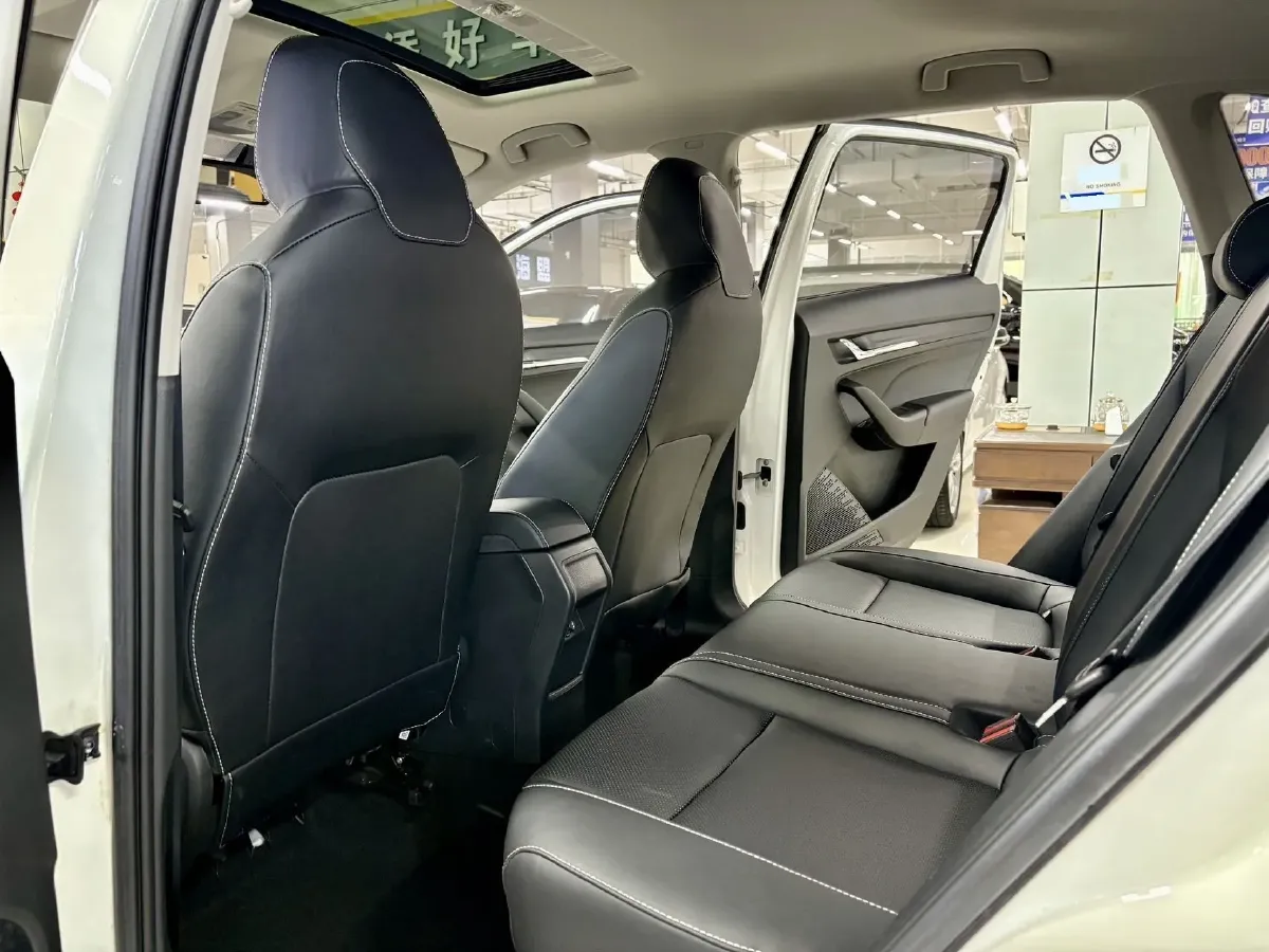 2022 Skoda Kamiq 1.5L 112HP L4 6AT,autocango,china used car exporter,china ev exporter,chinese used car exporter,chinese used ev exporter